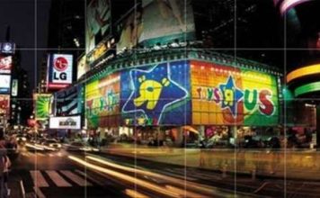 Toys R Us Is Getting New Life, Kind Of