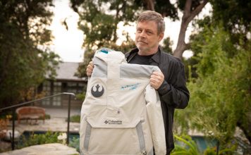 Mark Hamill Signed 25 Columbia Sportswear Light Side Challenger Jackets